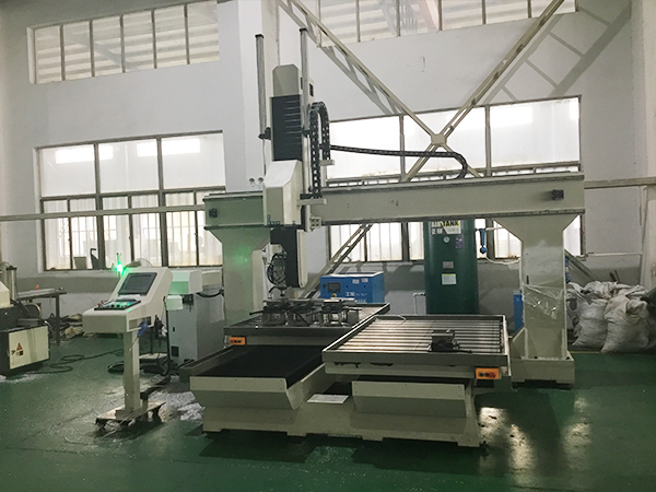 五轴数控加工中心在汽车模具加工领域的优势，您知道吗？