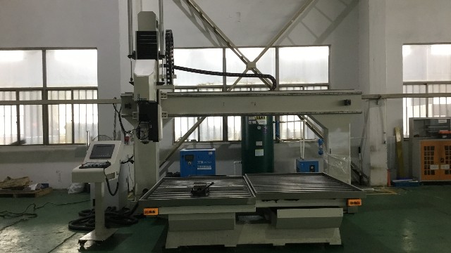 五轴加工中心有哪几种型号?-beat365数控