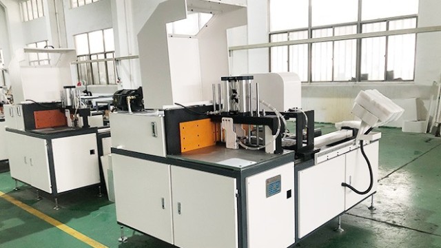 铝材自动切割机怎么注意材料表面被刮伤-beat365数控