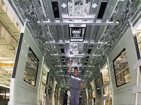 高铁车厢铝合金型材搅拌摩擦焊接