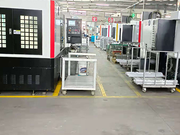 四轴加工中心怎么使用 四轴加工中心怎么使用