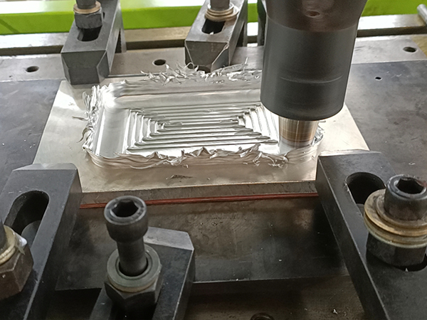 铝型材摩擦焊接是怎么瞬间停了的？-beat365数控